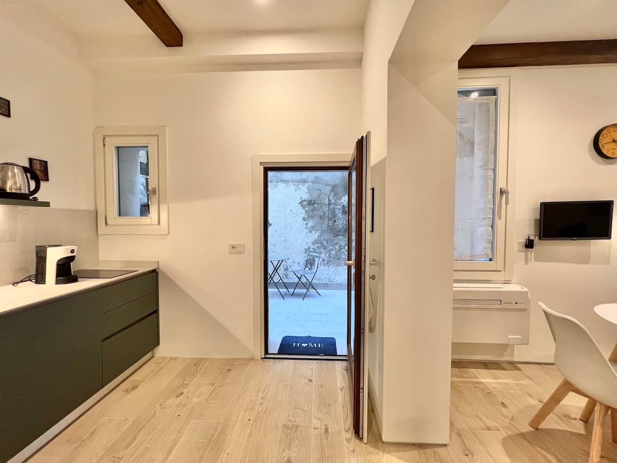 Cà Giulia — view 03
