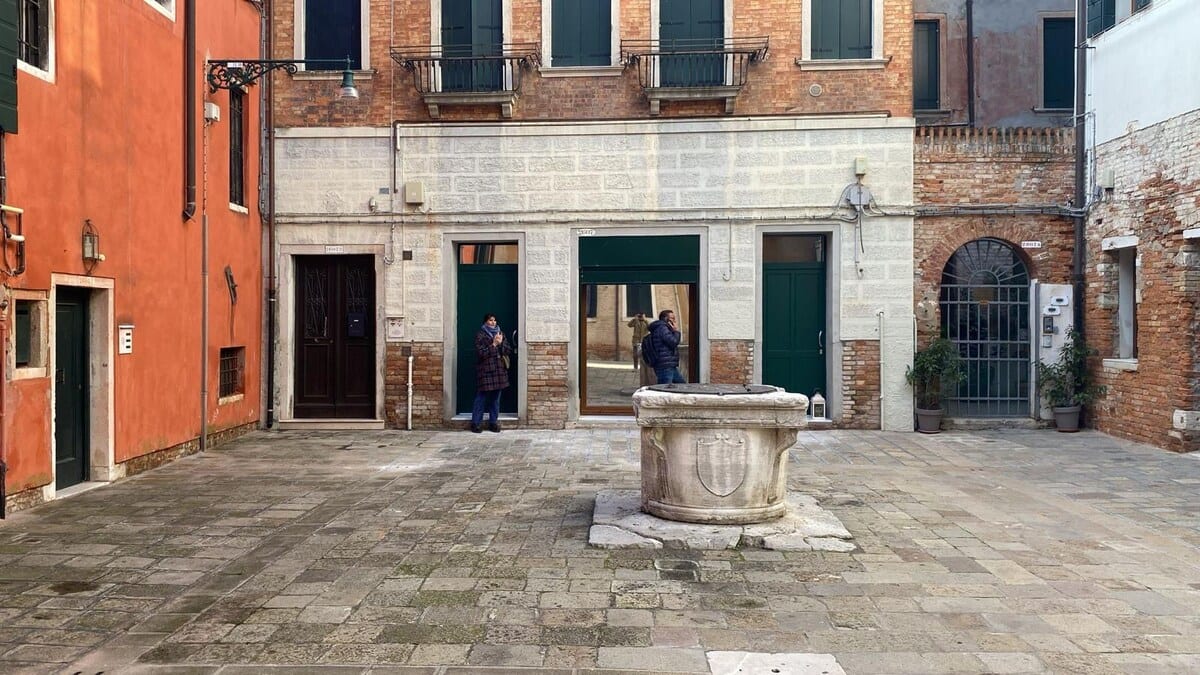 Little Gem in Misericordia — view 04