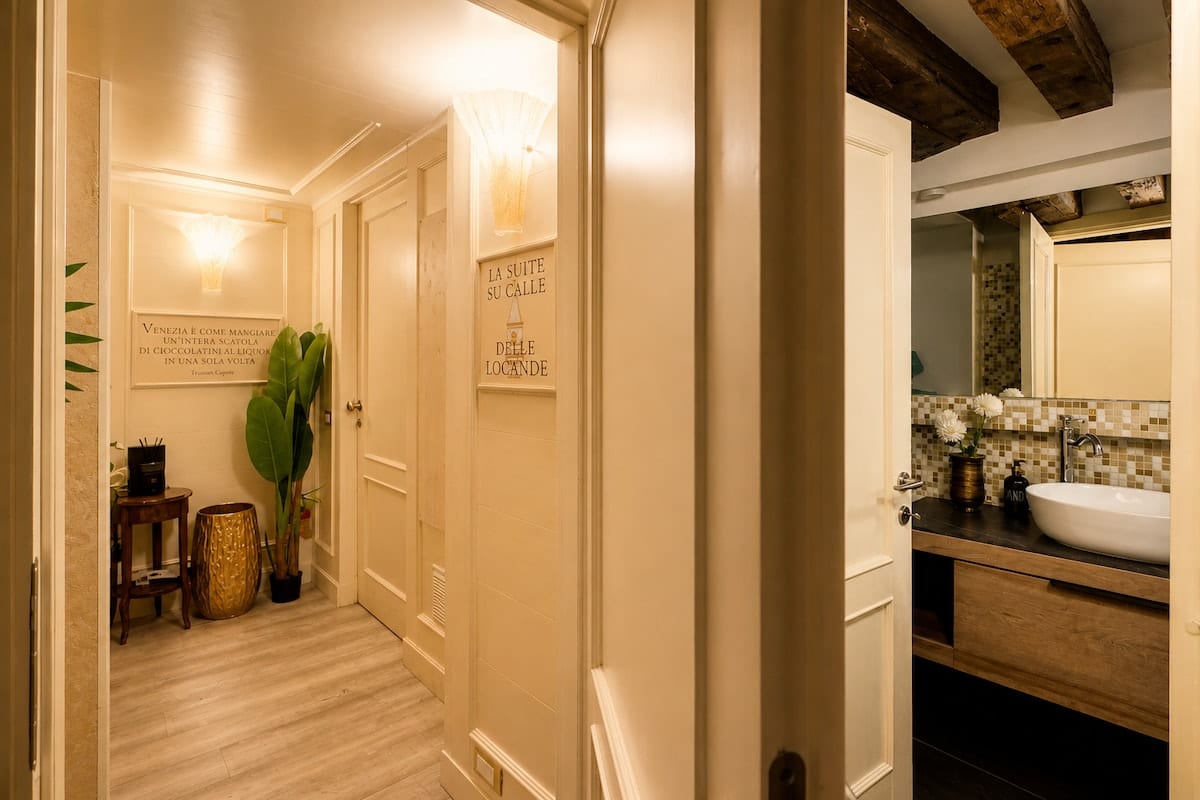 Suite Calle delle Locande — view 05